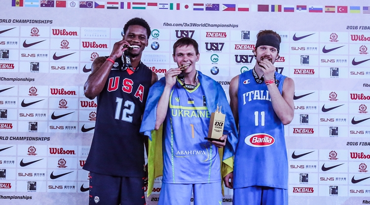 Krivenko wins Dunk Contest of 2016 FIBA 3x3 World Championships