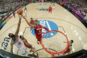 8 Gustavo AYON (Mexico); 15 Andre DRUMMOND (USA)