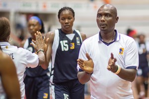 Coach Peter Favour Ahmedu (NGR)