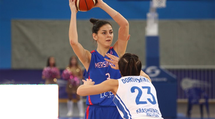 23 Natalya Dorovskikh, 3 Marica Gajic | Photo: Ivan Petuhov