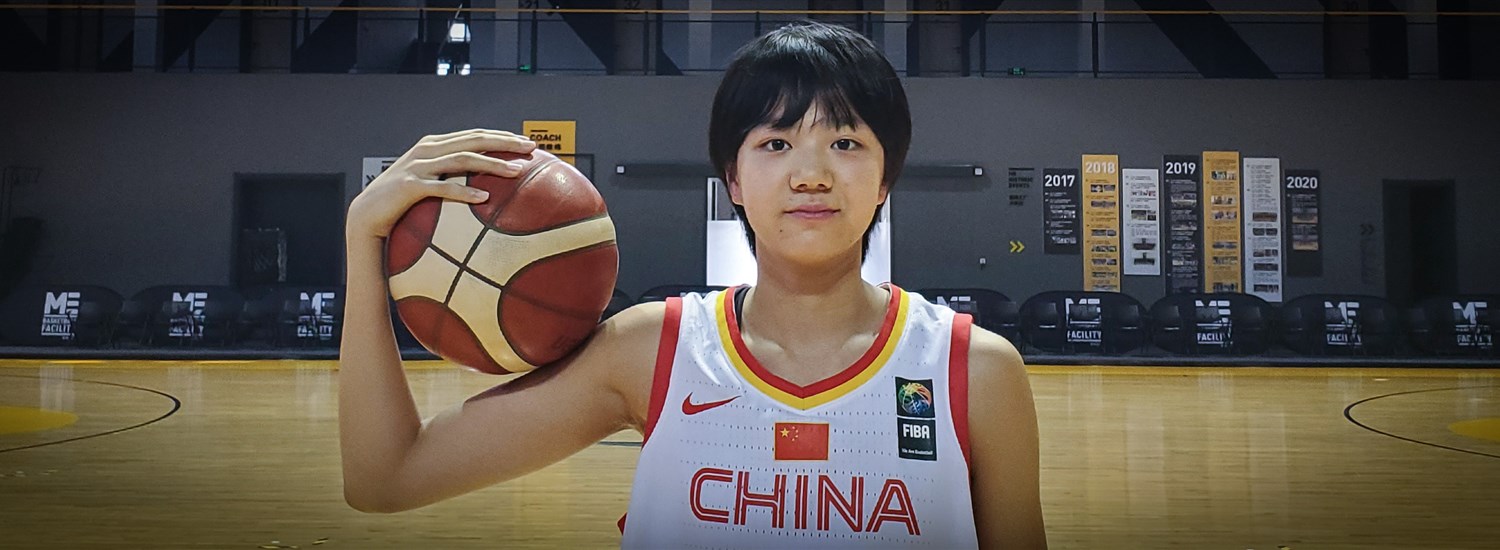 Inspired by Kobe, mentored by Olympians, Li Qingyang's MVP first trophy might not be her last