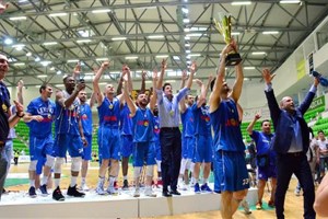 Levski Sofia lifted the Bulgarian championship trophy (Courtesy: National Basketball League)