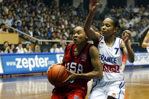Game France v USA ; 7 Sheryl Denise SWOOPES (USA)