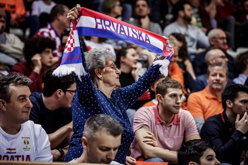 croatian fan
