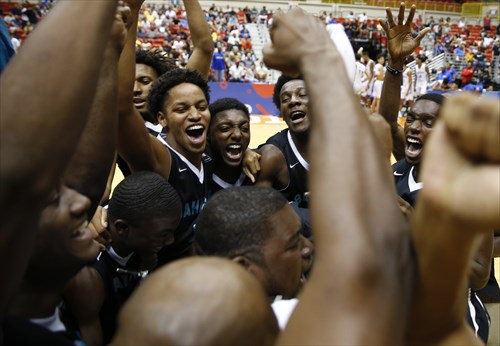 Bahamas celebrates bronze medal victory