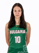 Headshot of Elena Dragoeva