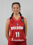 Headshot of Iulia Slavioglo