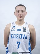 Headshot of Alma Muzliukaj