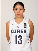 Headshot of Seungah Lee