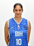 Headshot of Nikolina Zubac