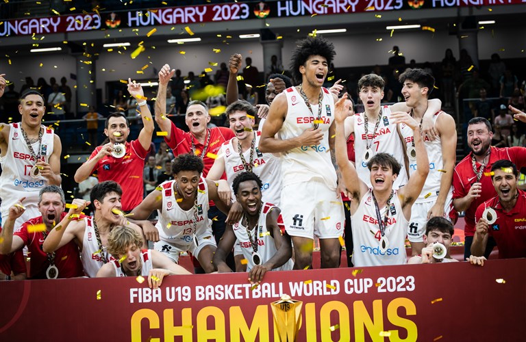FIBA Basketball World Cup 2023 🏆 on X: HISTORY WRITTEN. 🍁 🇨🇦 Canada  win their first ever World Cup medal 🥉 #FIBAWC  / X