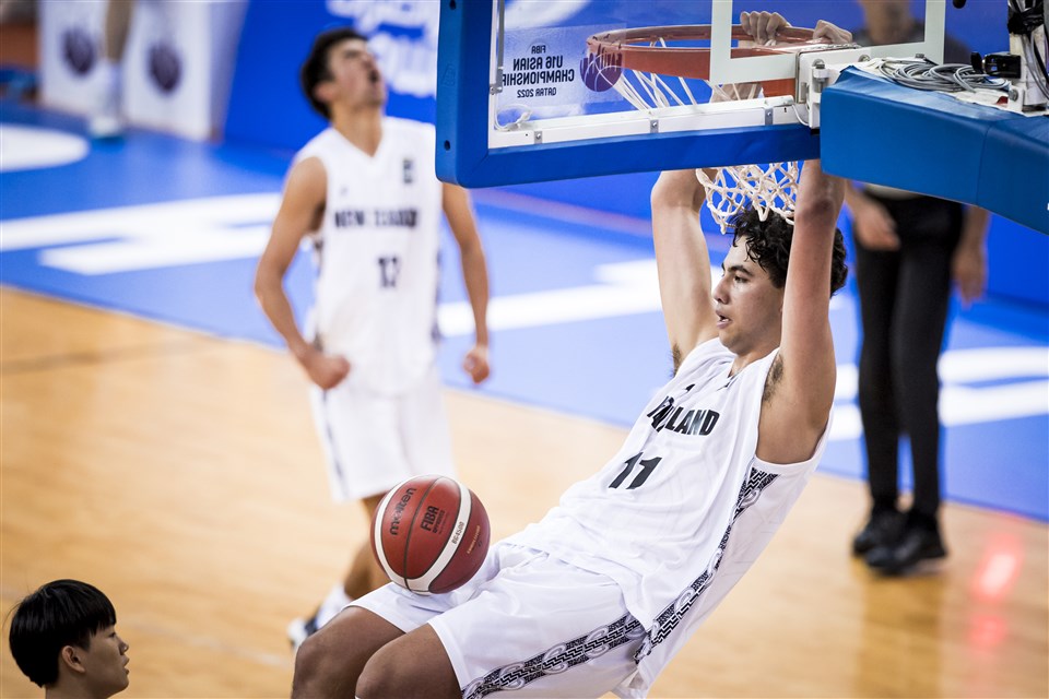 South Korean basketball is cutting foreign players down to size - BBC News
