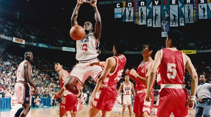 Michael Jordan's introduction to basketball world in '82 - Sports
