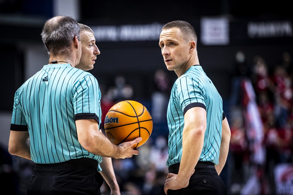 Lavandería a monedas En expansión mando Six FIBA referees officiated games at NBA Summer League - FIBA.basketball