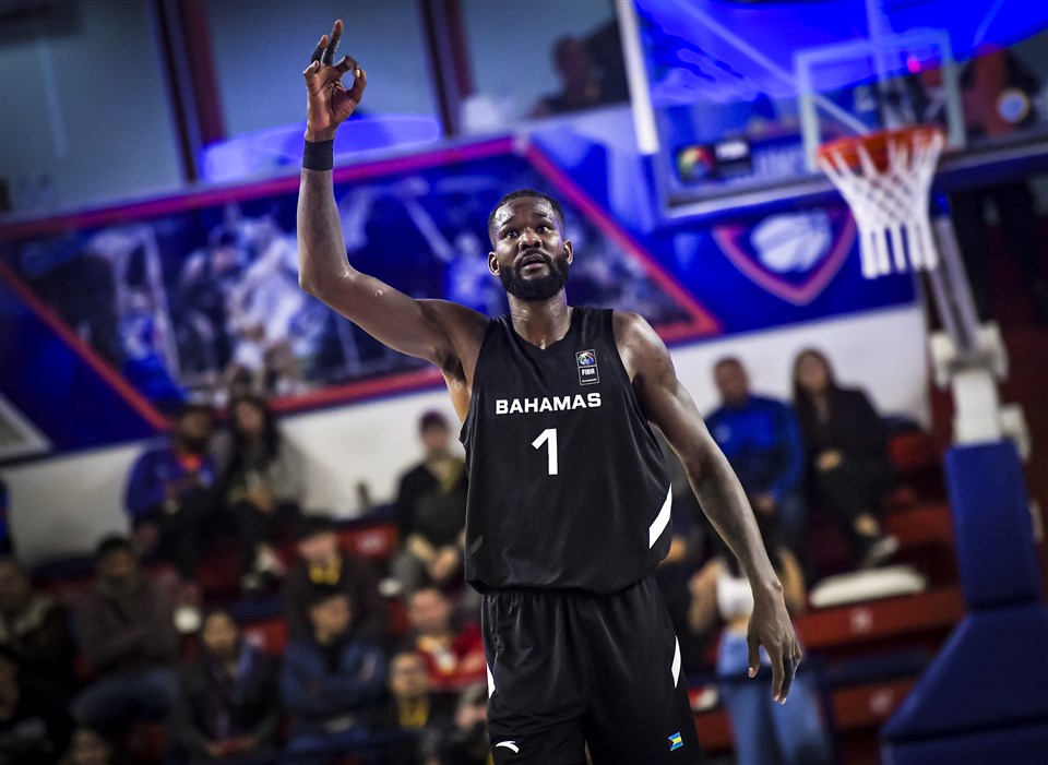 DeAndre Ayton one of four NBA players suiting up for Bahamas in
